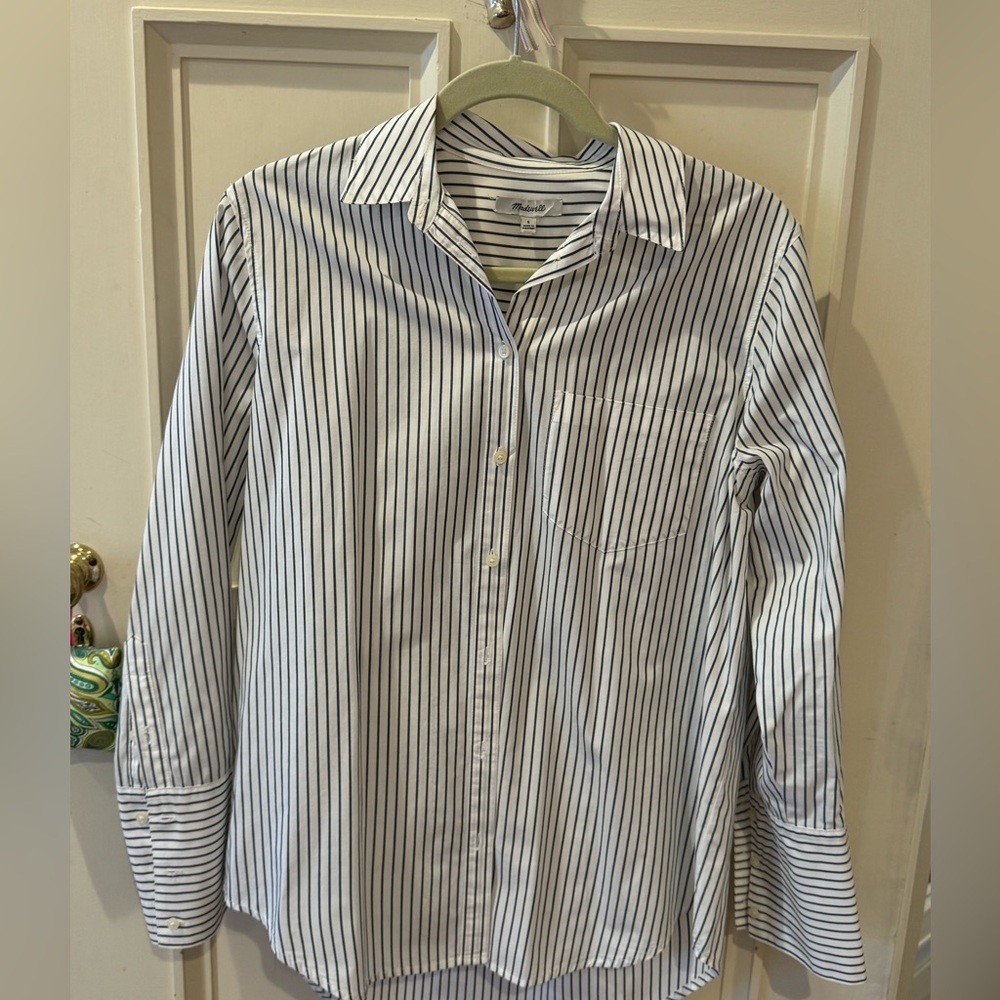Madewell Size S white and dark grey striped button down